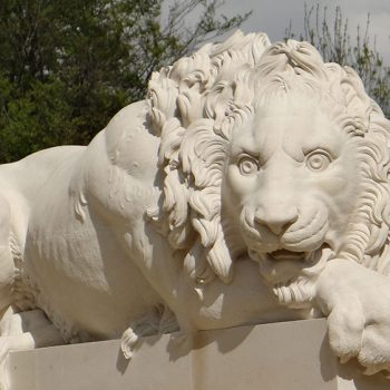 Crouching-Canova-Lion-in-Massangis-limestone